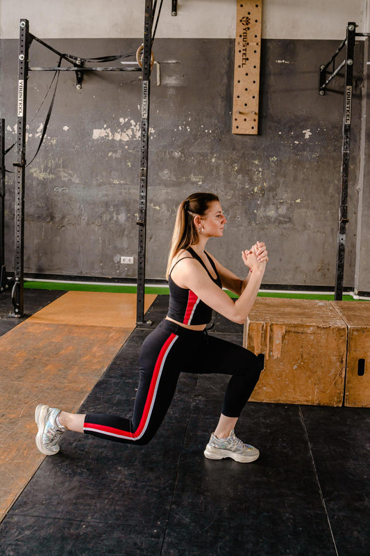 Crunches vs. Sit-Ups: Which Are Better for Your Routine?